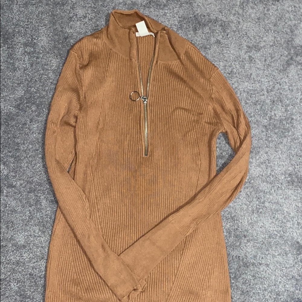 H&M women’s sweater